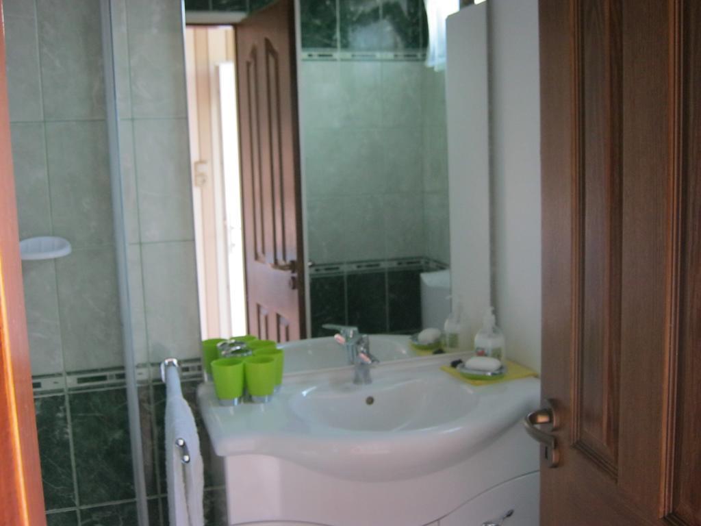 Kitti Apartman Балатонбоглар Номер фото